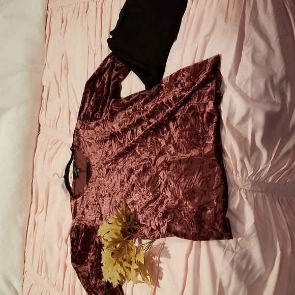 Purple crushed velvet top, long sleeves, Sz XL - Picture 8 of 8